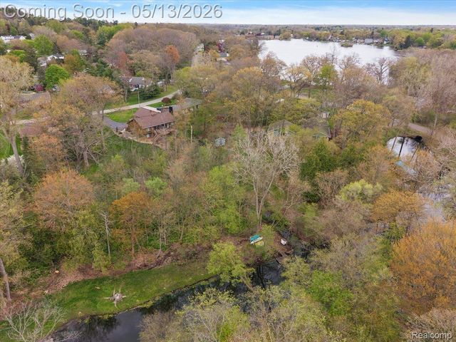 6773 Wellesley Terrace, Independence Charter Township, MI 48346