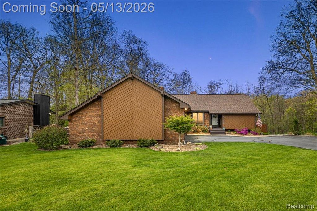 6773 Wellesley Terrace, Independence Charter Township, MI 48346