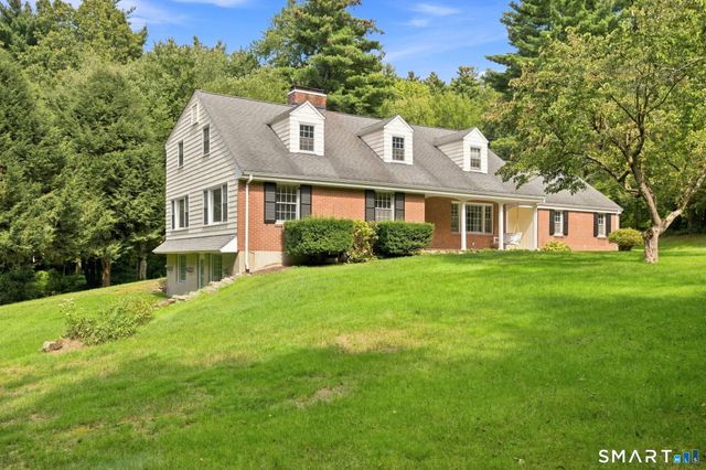 16 Oakhurst Road, Simsbury, CT 06070