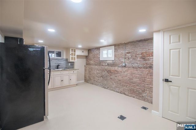 625 Park Avenue, East Orange, NJ 07017