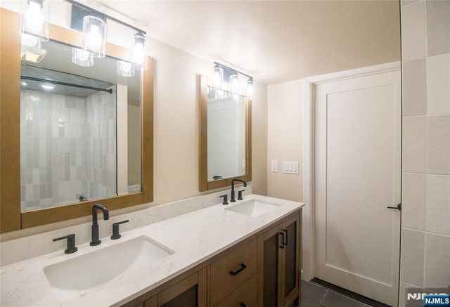 625 Park Avenue, East Orange, NJ 07017