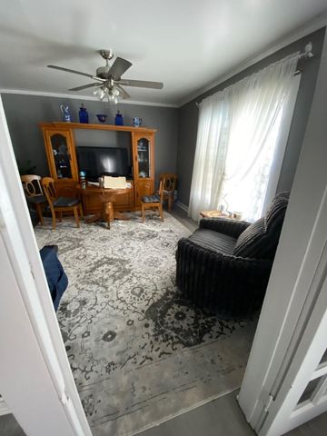 112 S Texas St, Deridder, LA 70634