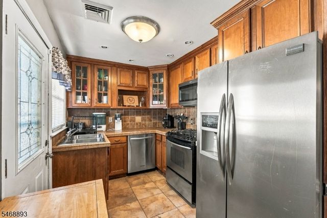 485 Linden Ave, Rahway City, NJ 07065