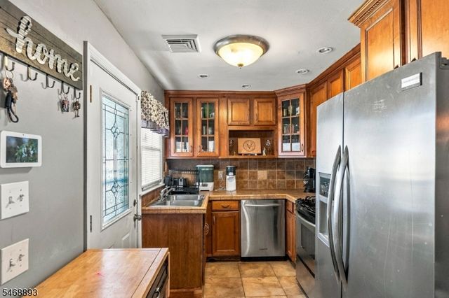 485 Linden Ave, Rahway City, NJ 07065