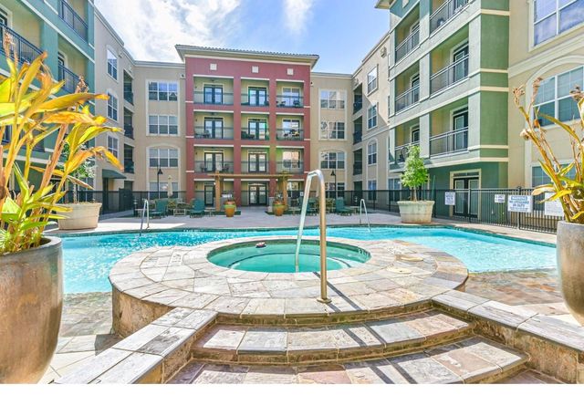 1711 Old Spanish Trail 218, Houston, TX 77054