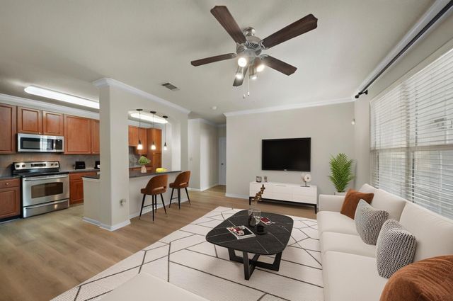 1711 Old Spanish Trail 218, Houston, TX 77054