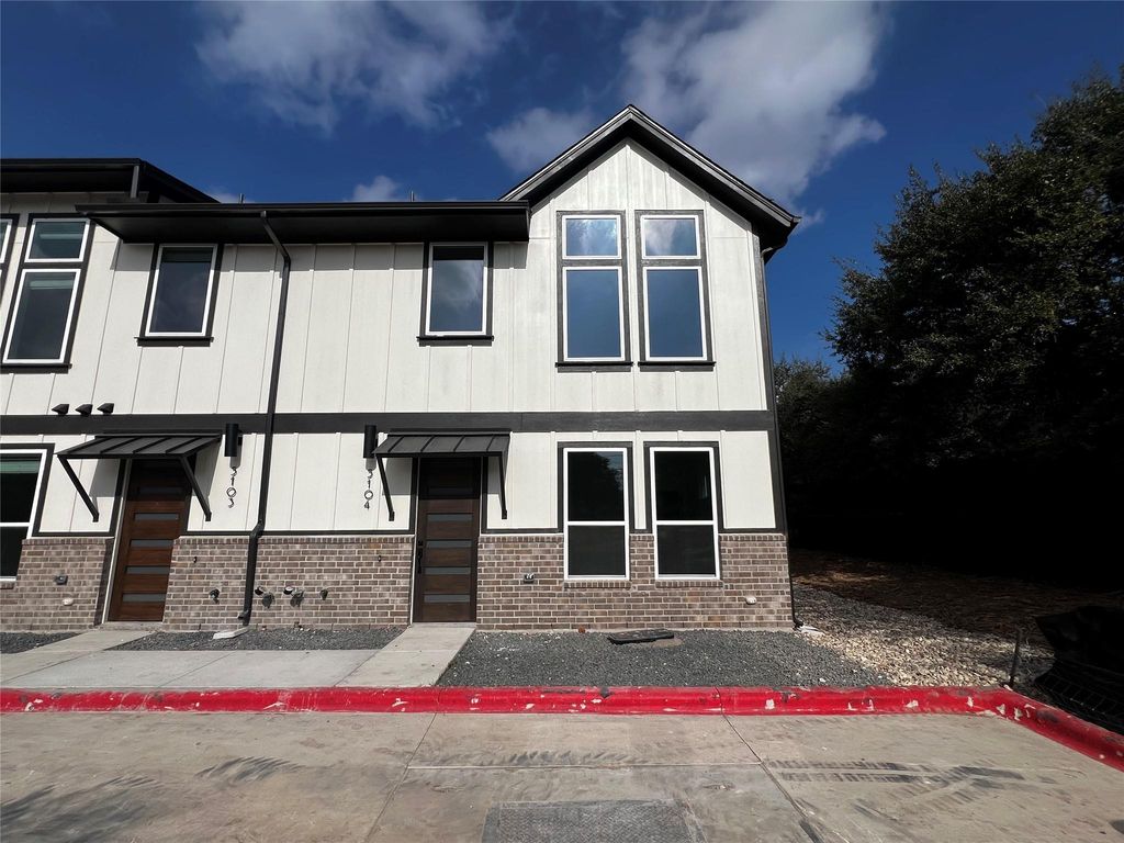 200 W 56th ST 5104, Austin, TX 78751