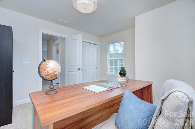 9257 Glenburn Lane, Charlotte, NC 28278