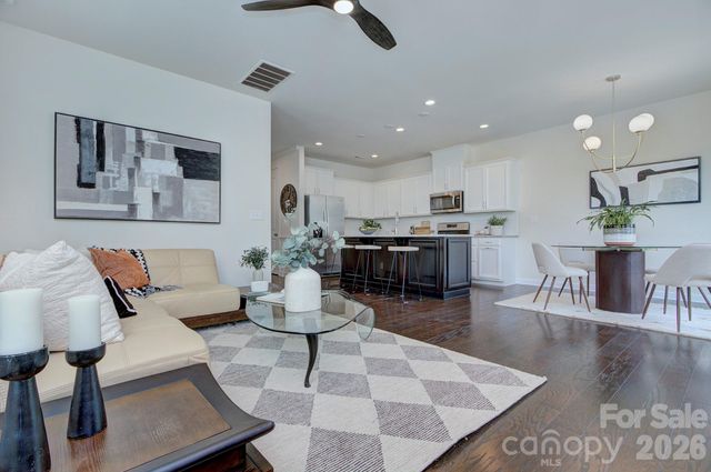 9257 Glenburn Lane, Charlotte, NC 28278