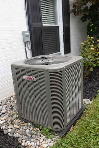 3976 Saginaw Trail, Waterford Charter Township, MI 48329