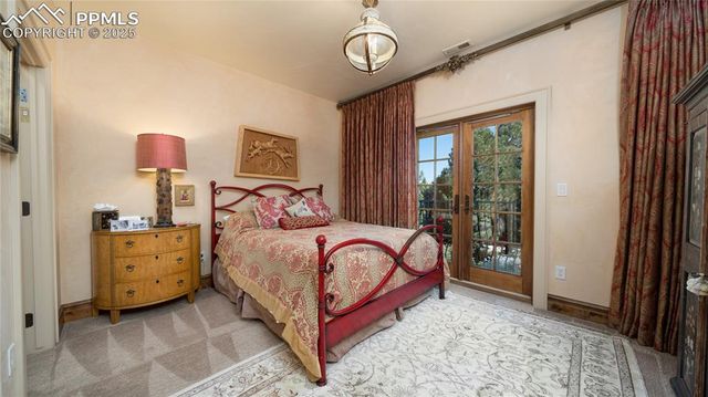 4896 Stonehill Road, Colorado Springs, CO 80918