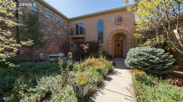 4896 Stonehill Road, Colorado Springs, CO 80918