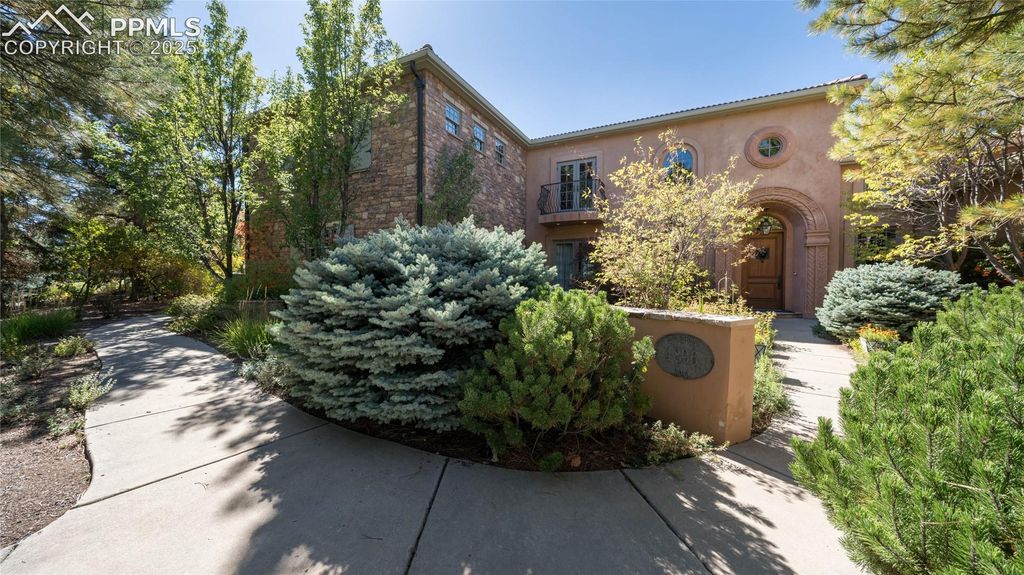 4896 Stonehill Road, Colorado Springs, CO 80918 — photo 3