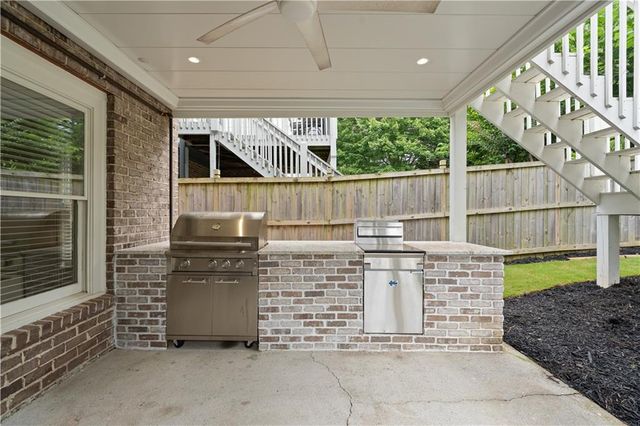 1096 Victoria Street NE, Atlanta, GA 30319