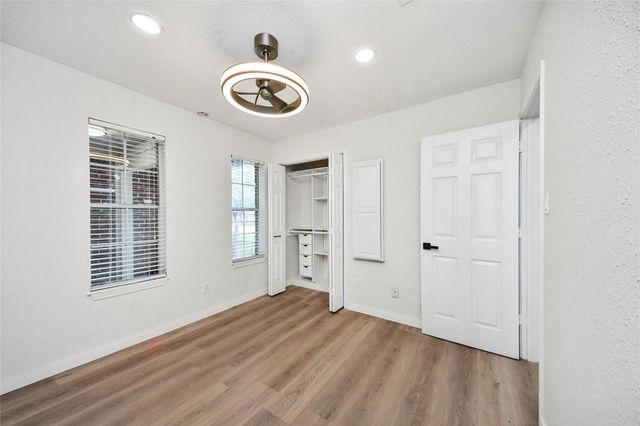 15719 Baytree, Houston, TX 77070