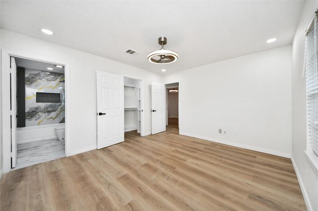 15719 Baytree, Houston, TX 77070