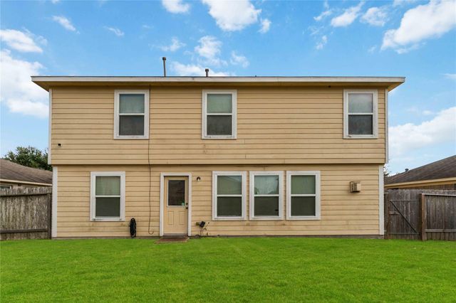 2114 Bishop Hollow Lane, Rosenberg, TX 77471