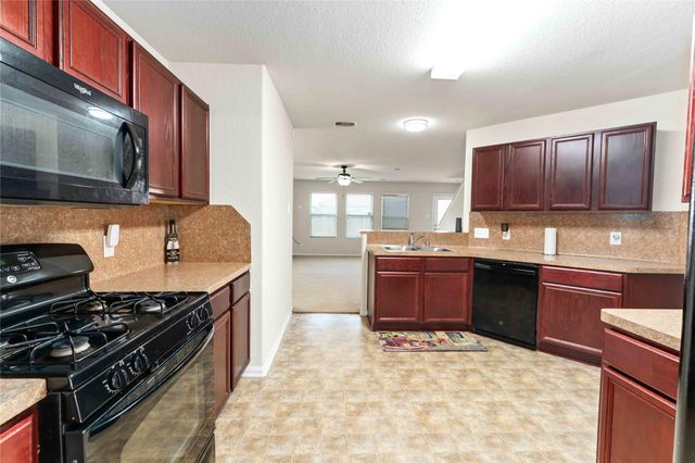 2114 Bishop Hollow Lane, Rosenberg, TX 77471