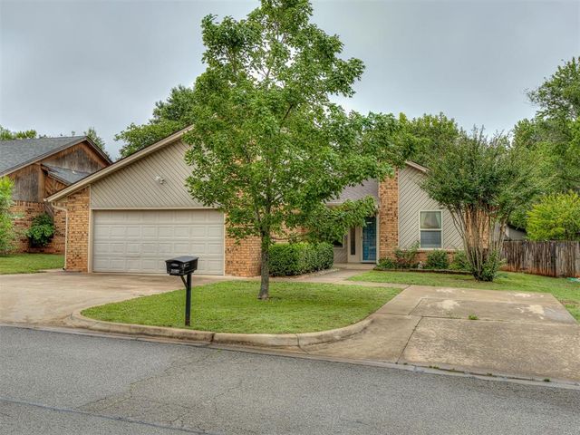2102 Oak Forest Drive, Norman, OK 73071
