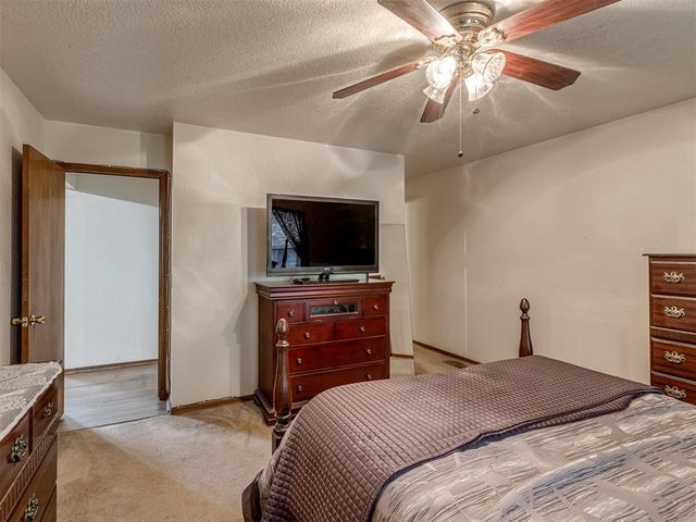 2102 Oak Forest Drive, Norman, OK 73071