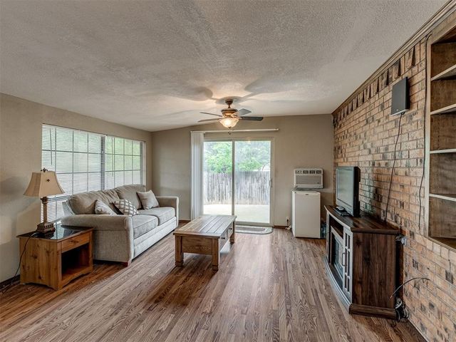 2102 Oak Forest Drive, Norman, OK 73071