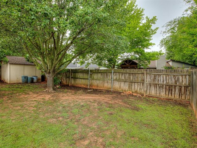2102 Oak Forest Drive, Norman, OK 73071
