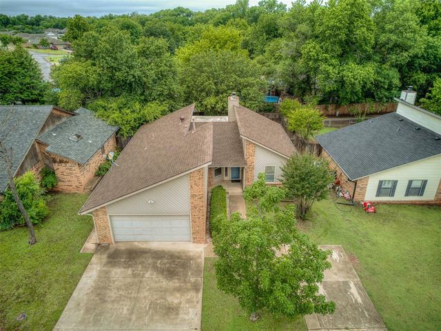 2102 Oak Forest Drive, Norman, OK 73071
