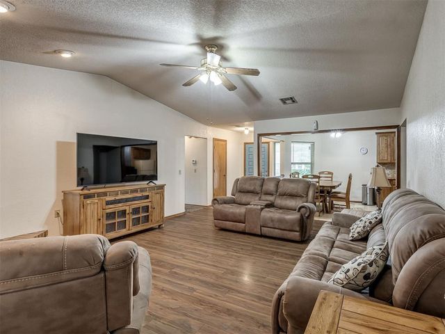 2102 Oak Forest Drive, Norman, OK 73071