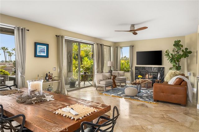 27 Seabrook 73, Newport Beach, CA 92660