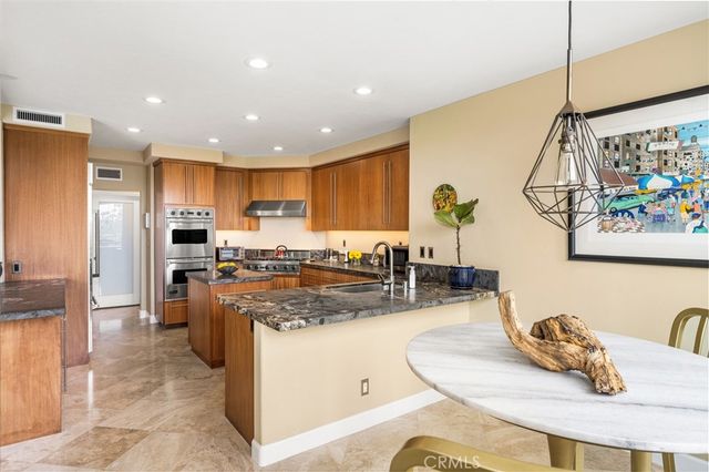 27 Seabrook 73, Newport Beach, CA 92660