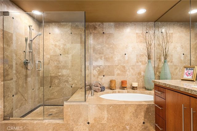 27 Seabrook 73, Newport Beach, CA 92660