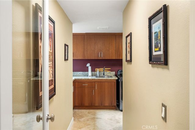 27 Seabrook 73, Newport Beach, CA 92660
