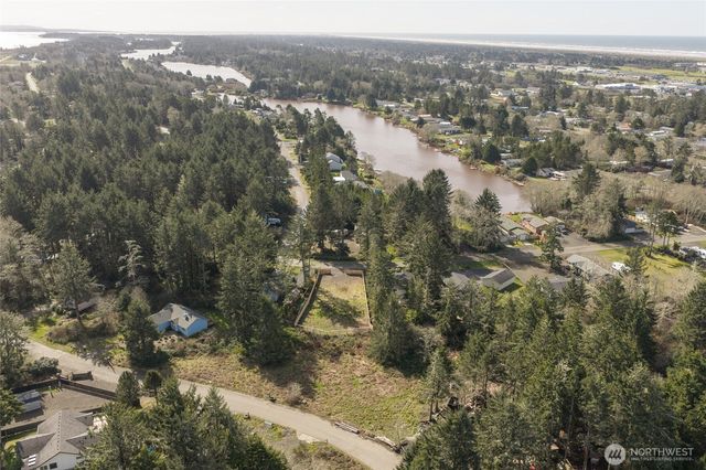 300 E Rain Street NE, Ocean Shores, WA 98569