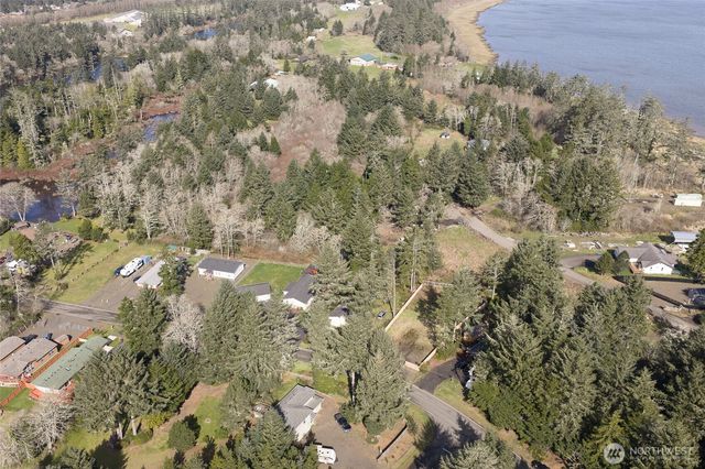 300 E Rain Street NE, Ocean Shores, WA 98569