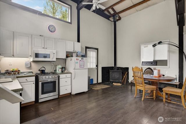 31727 76th Avenue NW, Stanwood, WA 98292