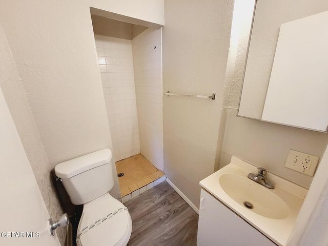 1111 N Cotton Street G, El Paso, TX 79902