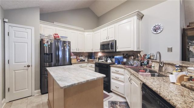 4020 Vineyards Lane 25, Kennesaw, GA 30144