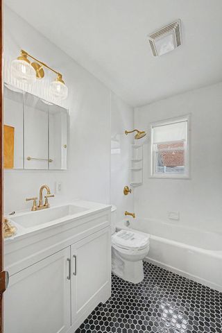 1807 La Porte Avenue, Whiting, IN 46394