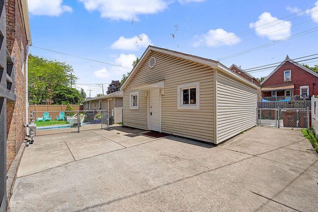 1807 La Porte Avenue, Whiting, IN 46394