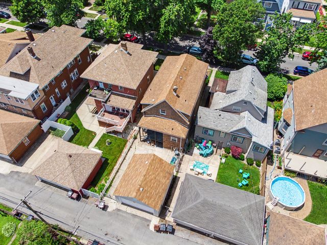 1807 La Porte Avenue, Whiting, IN 46394