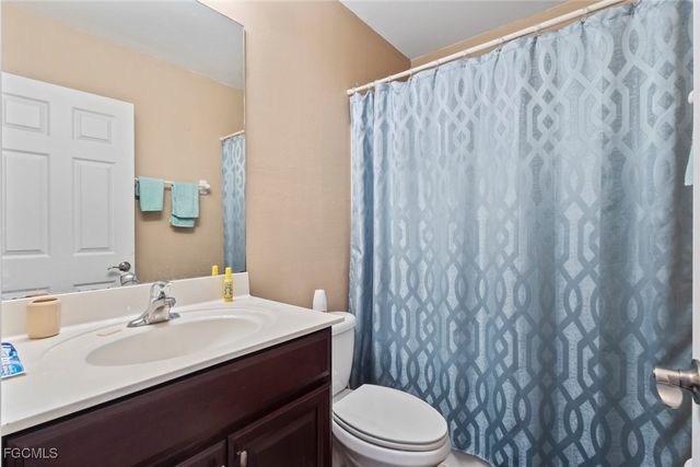 3806 Clearbrook LN, Fort Myers, FL 33966