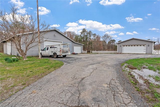 21605 Highway 31 N, Henryville, IN 47126