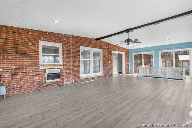 21605 Highway 31 N, Henryville, IN 47126