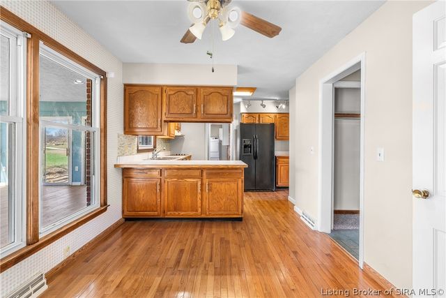 21605 Highway 31 N, Henryville, IN 47126