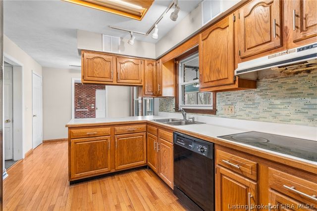 21605 Highway 31 N, Henryville, IN 47126