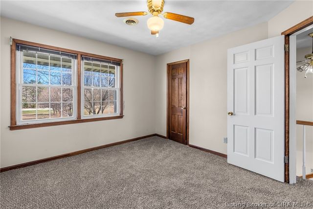21605 Highway 31 N, Henryville, IN 47126