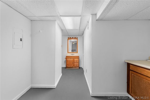 21605 Highway 31 N, Henryville, IN 47126