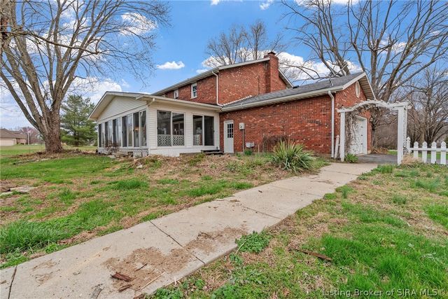 21605 Highway 31 N, Henryville, IN 47126