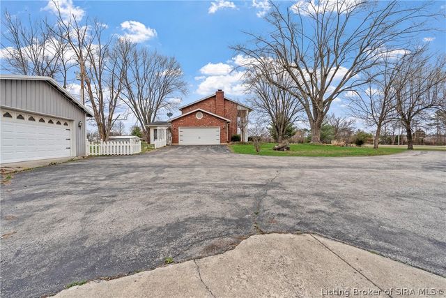 21605 Highway 31 N, Henryville, IN 47126