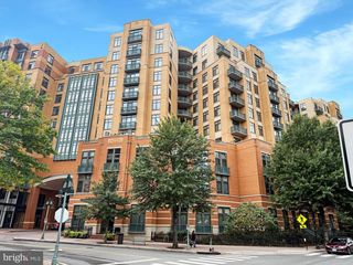2720 S ARLINGTON MILL DR #109, Arlington, VA 22206